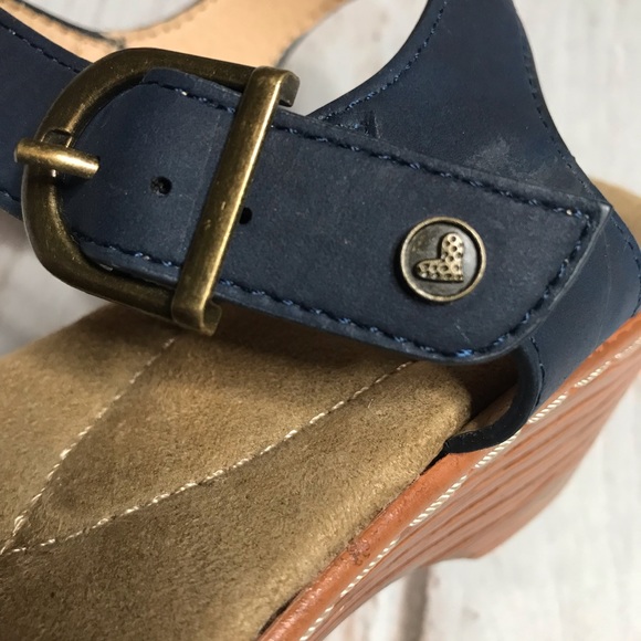 Soft Comfort Garden Path Wedge Sandals Navy Size 7.5 - Picture 9 of 10